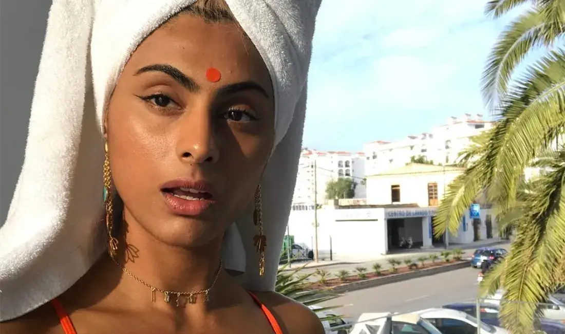 Model and Journalist Simran Randhawa on Overcoming Insecurities, Diversity in the Beauty Industry, and Her Skin Care Routine (Of Course) Illustrations