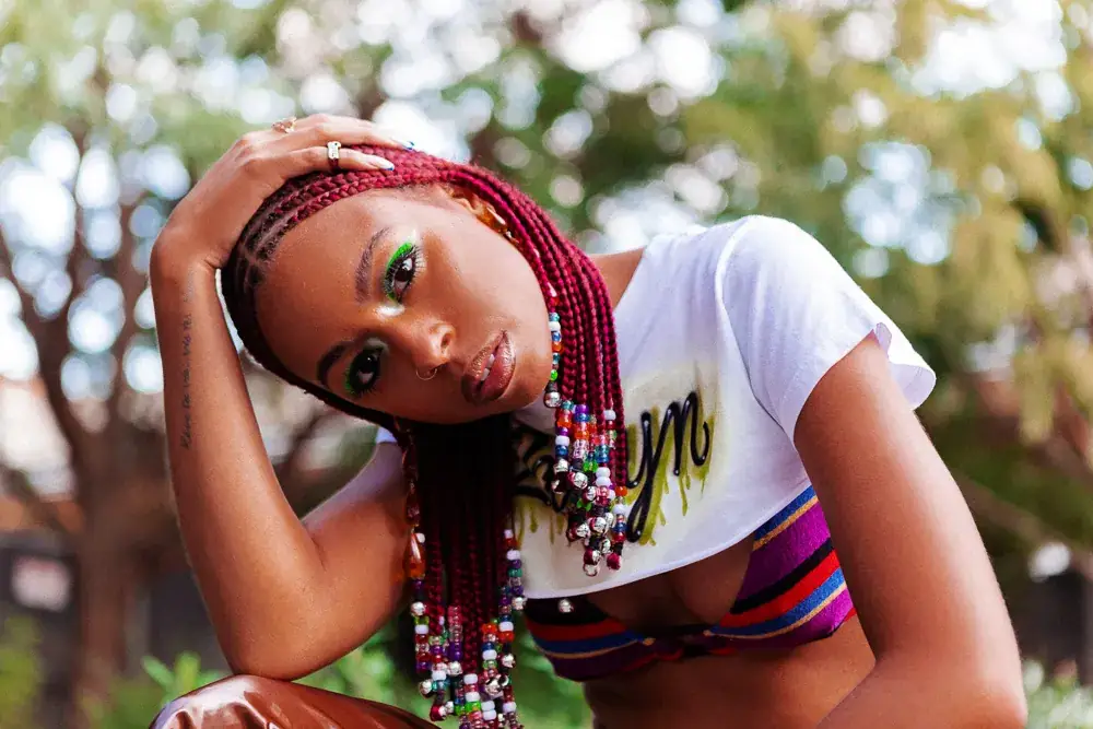 Ravyn Lenae-2