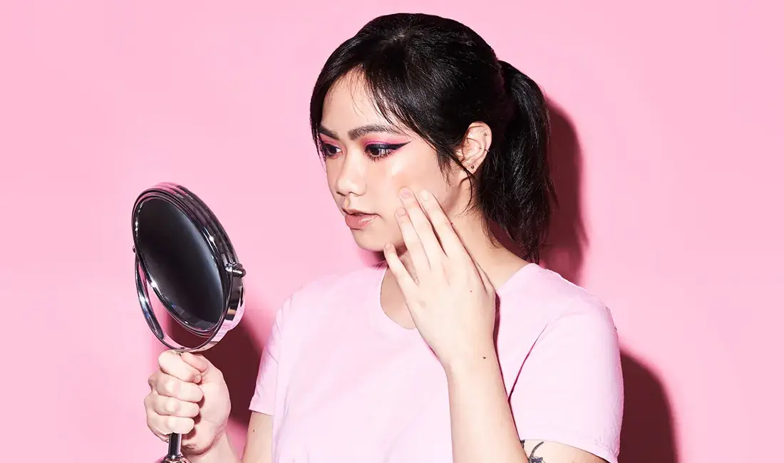Klog Chat: How Do You Actually Stop Picking at Your Pimples? Illustrations