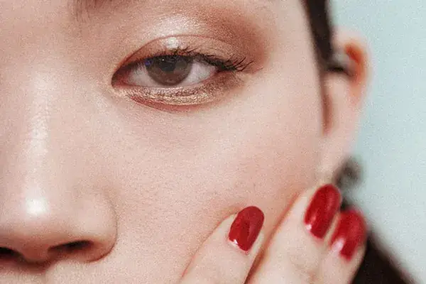 nyfw-backstage-beauty-brock-collection-2
