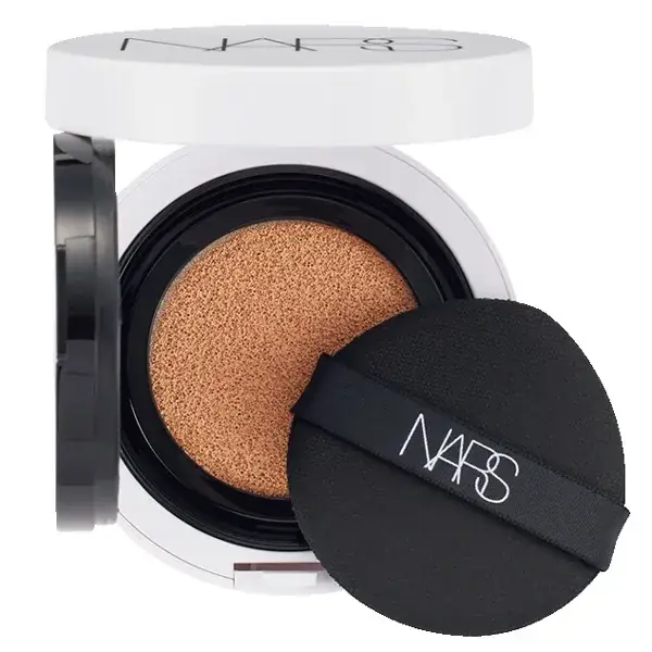 NARS ライトリフレクティング セラムクッションファンデーション