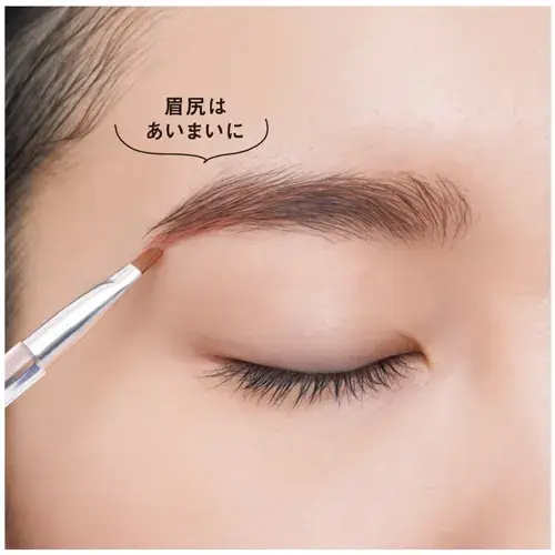 おしゃれ顔を作るかっこいいピンクみ眉