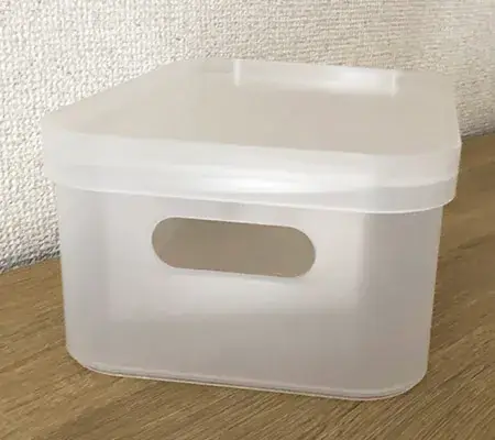 収納ケースにすべて入れる