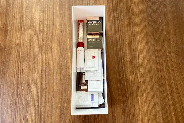 ストックコスメや試供品を入れる