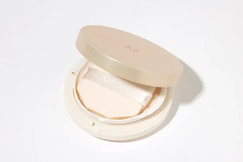 ミシャ M スキンフェイクバーム SPF50+・PA++++ 全2色 ￥1,980