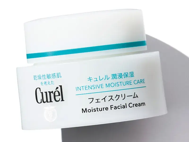 花王 キュレル 潤浸保湿 フェイスクリーム 40g ￥2,970（編集部調べ）