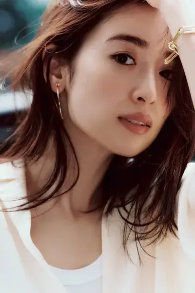 泉里香さん