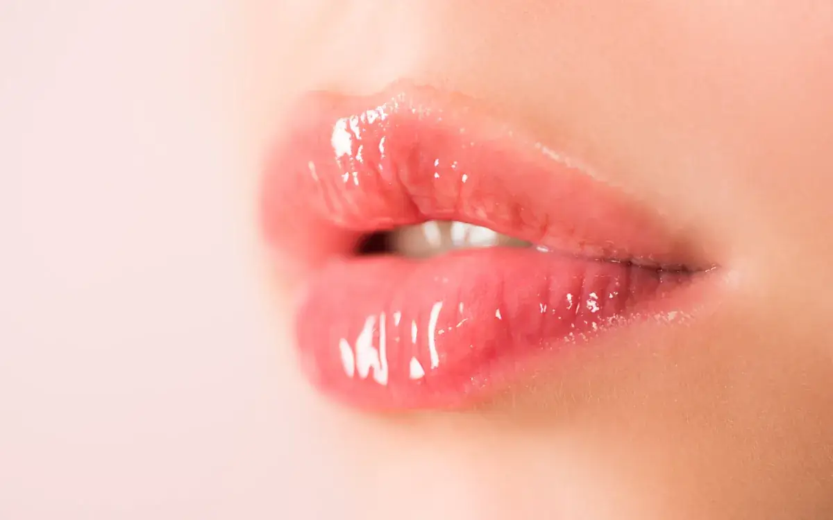 美しい唇とは? 4つの条件をクリアしよう